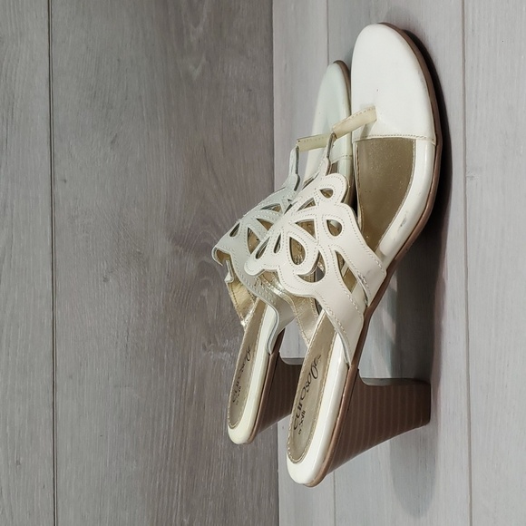 Euro By Sofft Womens Maya Comfort Leather Heels Sandals shoes sz 8M - Picture 3 of 14